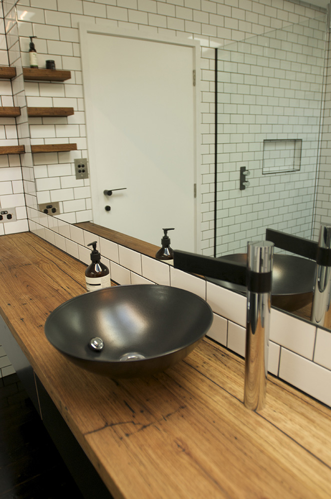 Preston_bathroom02
